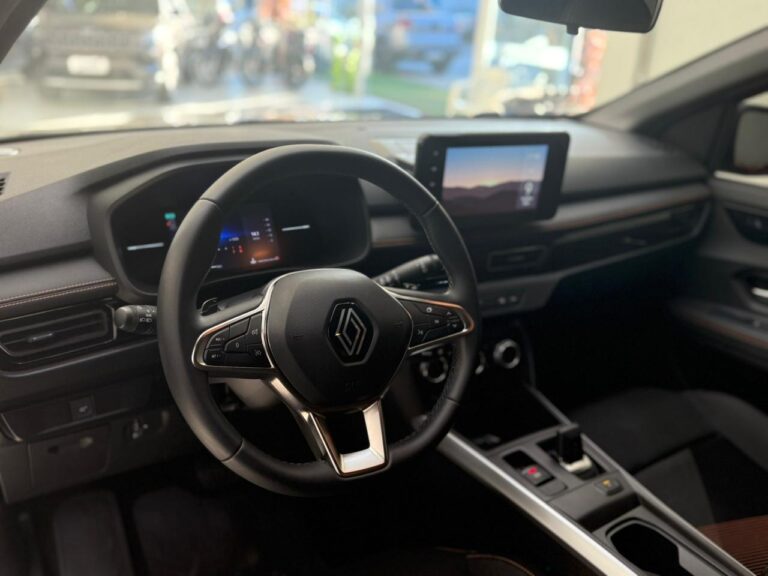 WhatsApp Image 2025-10-14 at 08.43.20 (3)