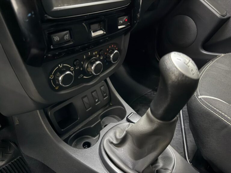 WhatsApp Image 2025-12-13 at 09.49.17