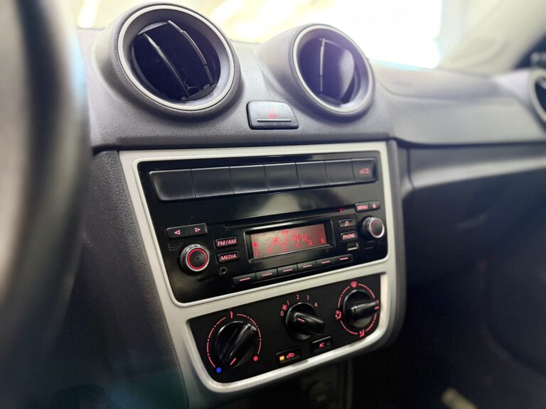 WhatsApp Image 2025-11-25 at 11.17.53 (1)