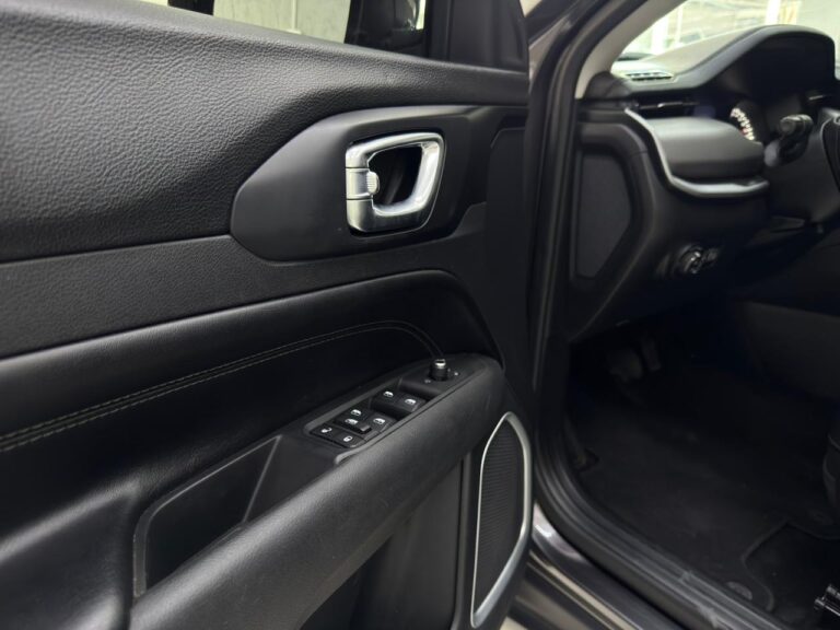 WhatsApp Image 2025-12-02 at 14.50.24 (3)